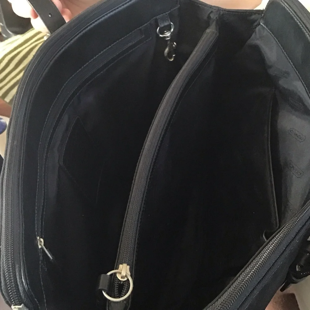 ✔️Coach Vintage Black Leather Travel or Office Bag, EUC